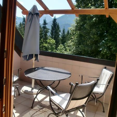Garten- & Loggia-Appartement Herrenhaus Dellach im Drautal Стая снимка