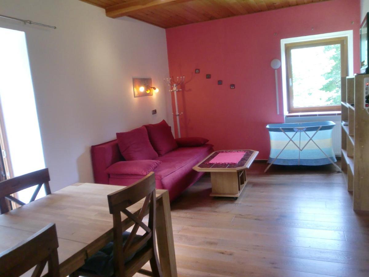 Garten- & Loggia-Appartement Herrenhaus Dellach im Drautal Екстериор снимка