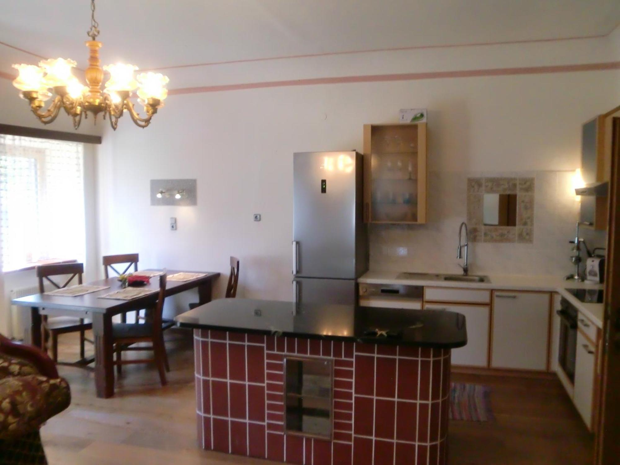 Garten- & Loggia-Appartement Herrenhaus Dellach im Drautal Екстериор снимка