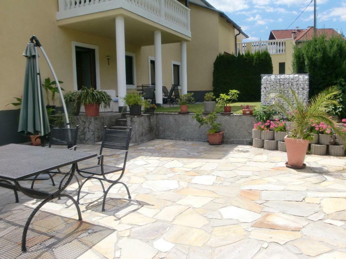 Garten- & Loggia-Appartement Herrenhaus Dellach im Drautal Екстериор снимка