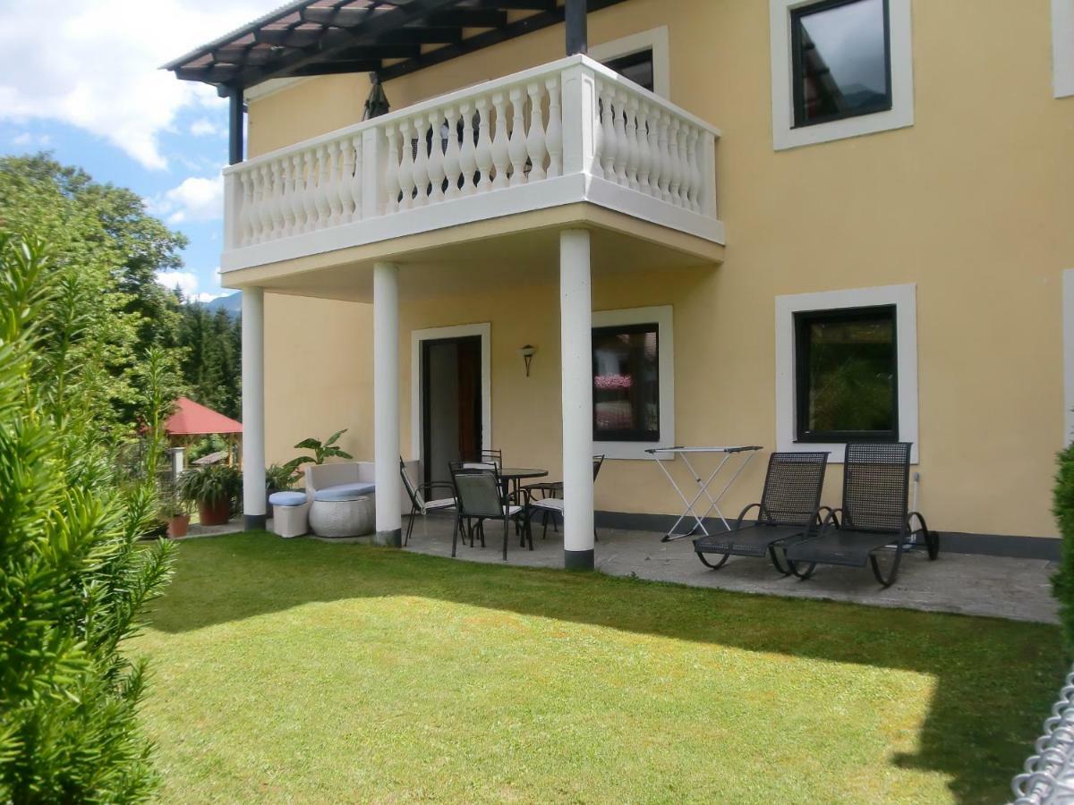 Garten- & Loggia-Appartement Herrenhaus Dellach im Drautal Екстериор снимка