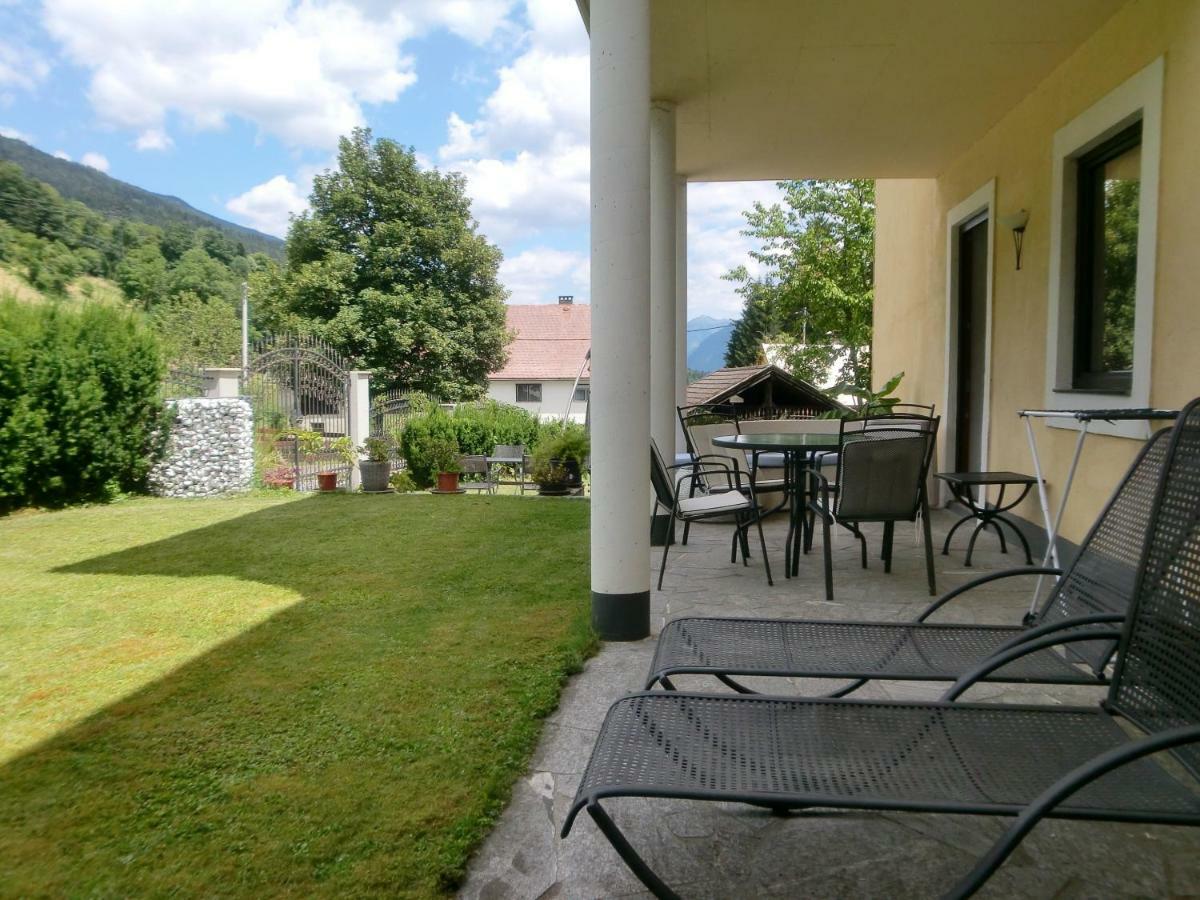 Garten- & Loggia-Appartement Herrenhaus Dellach im Drautal Екстериор снимка