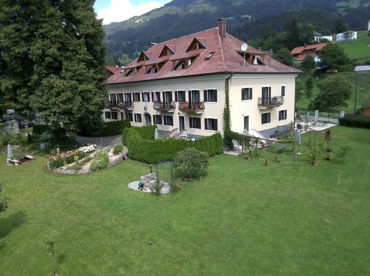 Garten- & Loggia-Appartement Herrenhaus Dellach im Drautal Екстериор снимка