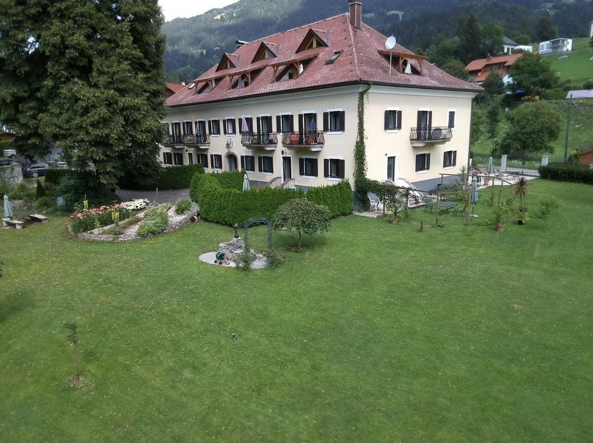 Garten- & Loggia-Appartement Herrenhaus Dellach im Drautal Екстериор снимка