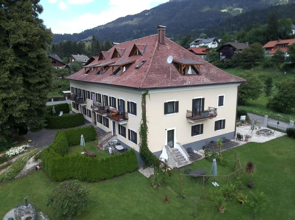 Garten- & Loggia-Appartement Herrenhaus Dellach im Drautal Екстериор снимка